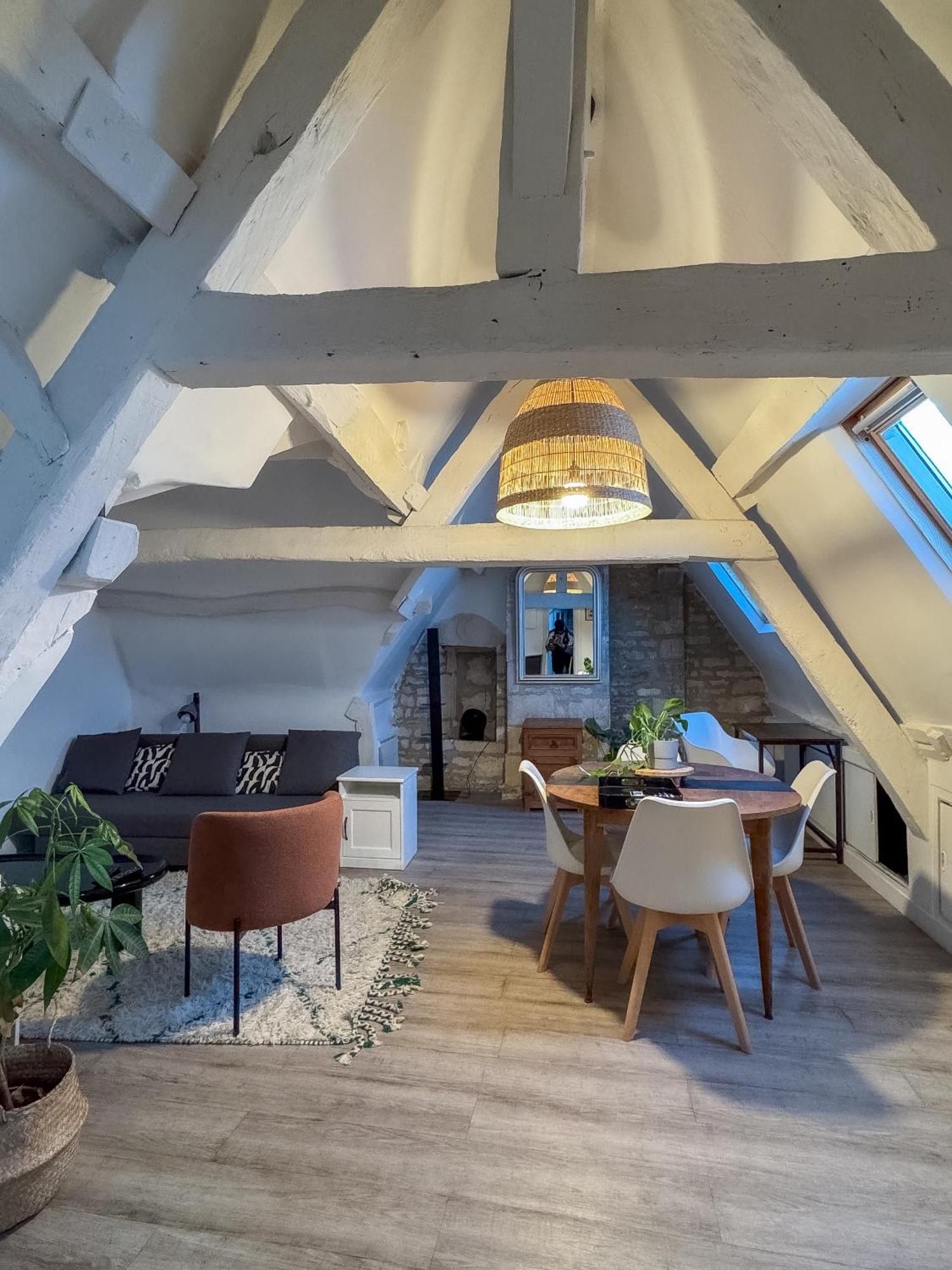 Luna Apartment *